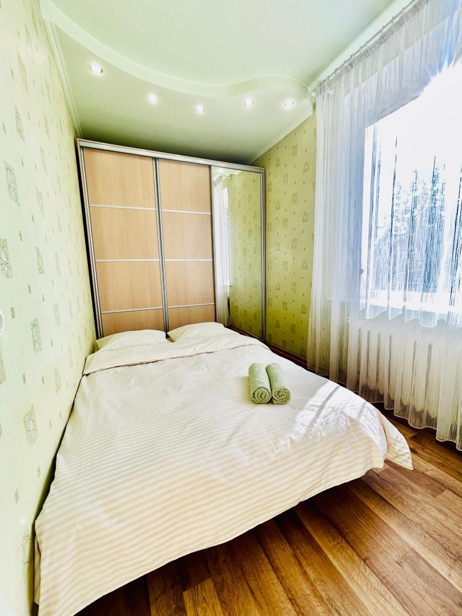 Kholodnaya Gora Apartment Kharkov Ngoại thất bức ảnh